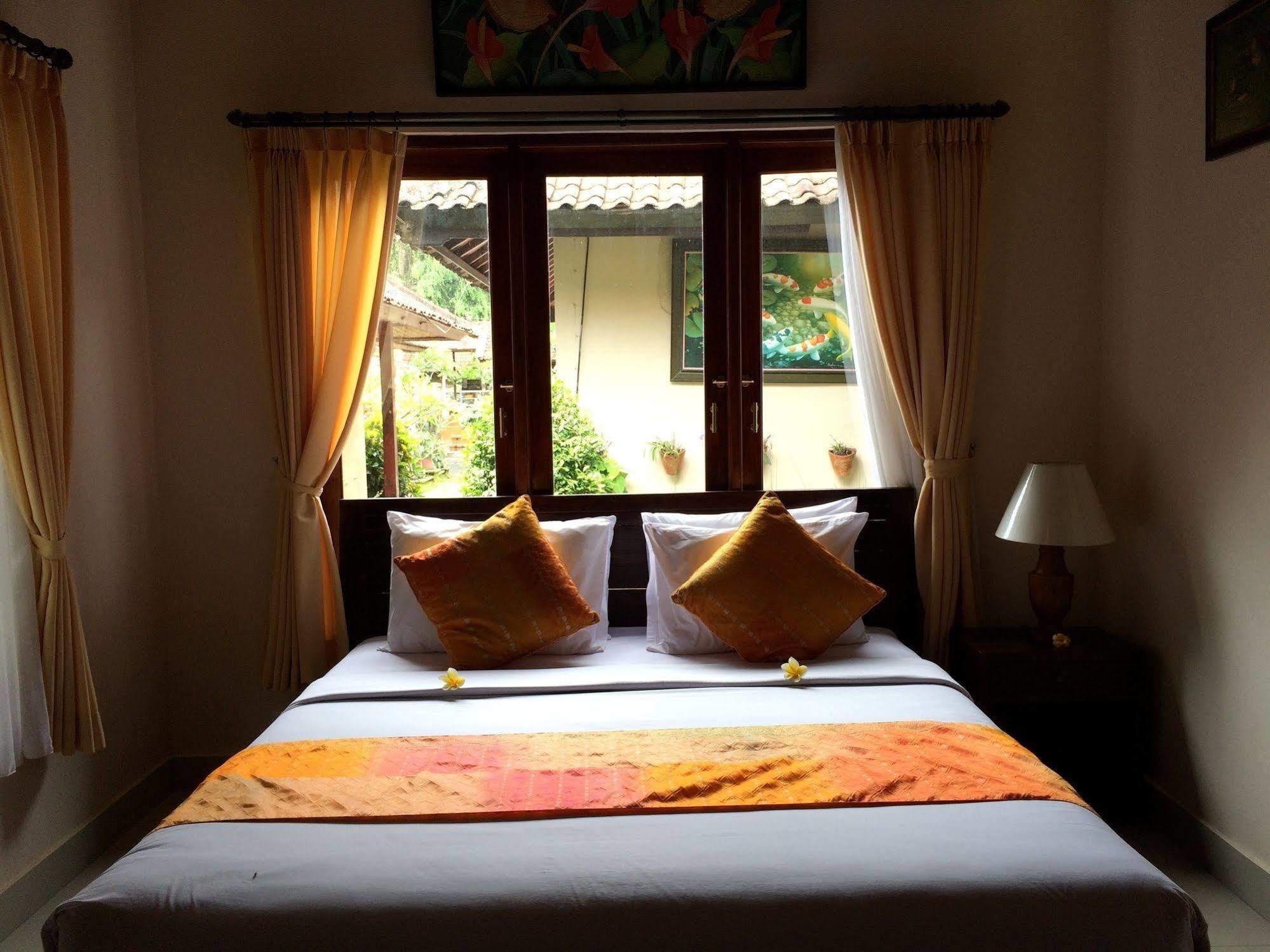 Uma Dewi Guest House Ubud Exterior foto