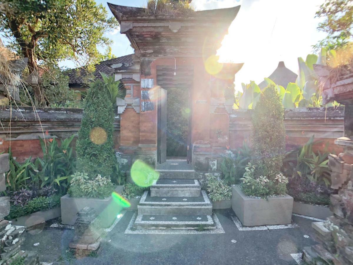 Uma Dewi Guest House Ubud Exterior foto